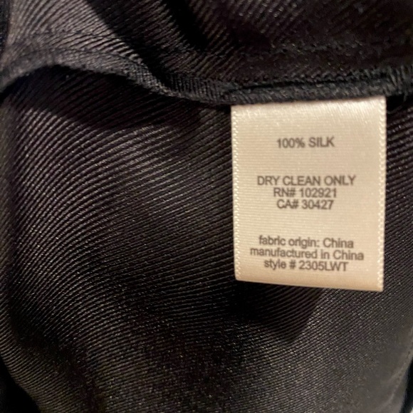 Gorgeous NWT Development by Erica Davies Silk Sleeveless Studded Top, size 4 - Picture 8 of 8